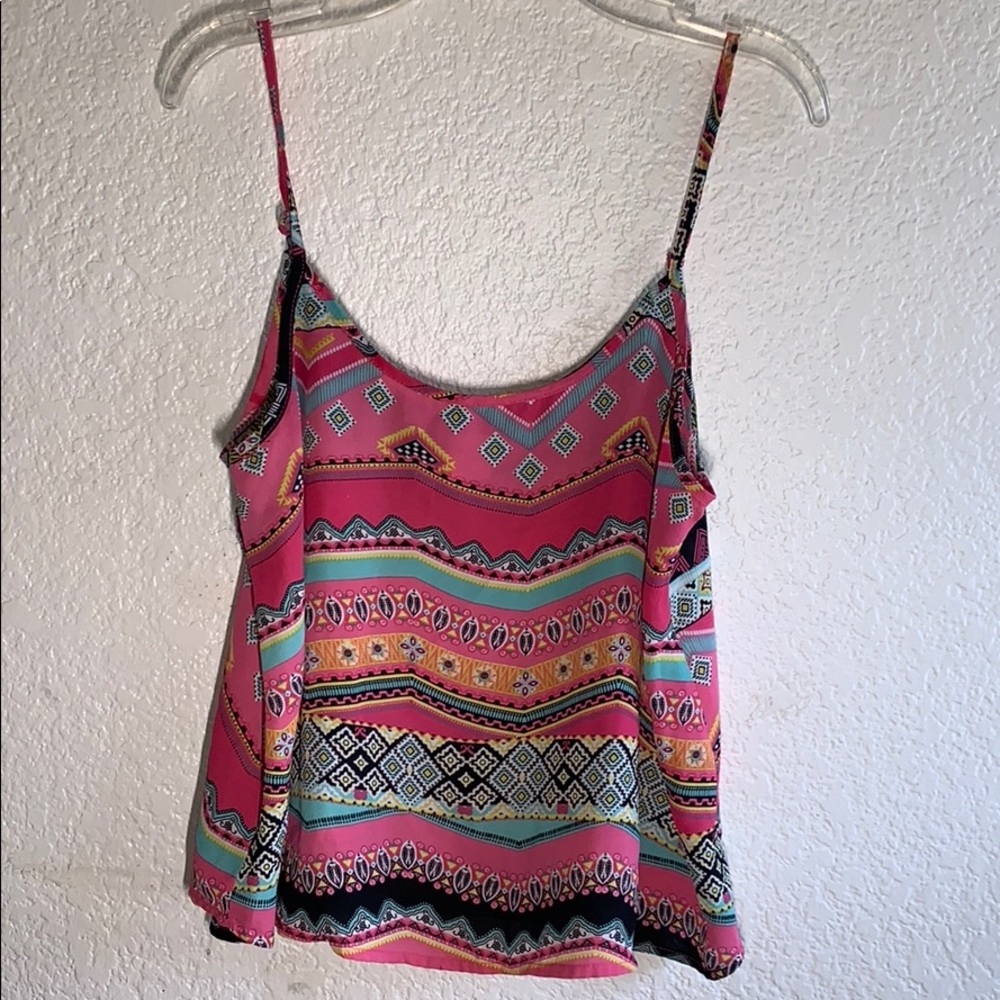 Spaghetti strap pattern crop top